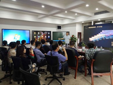 客戶(hù)到公司參觀考察